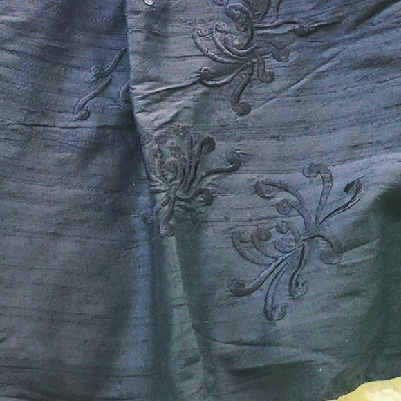 Dupionni Silk Shawl~Scarf NWT, ZAZOU 20x75" - Picture 3 of 16